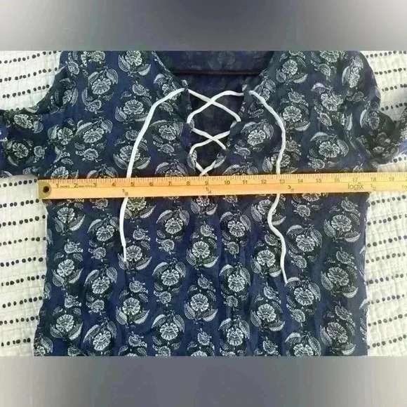 Everly Paisley bell sleeve dress size M - Picture 7 of 9